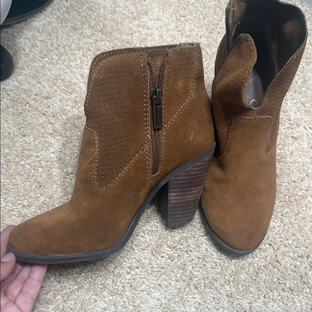 Jessica Simpson Brown Ankle Boots